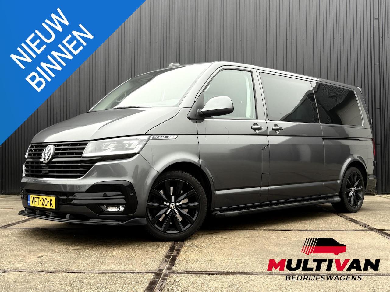 Volkswagen Transporter - 2.0 TDI L2H1 30 DC Bulli 199PK | LEDER | LED | ADAPTIVE CRUISE - AutoWereld.nl