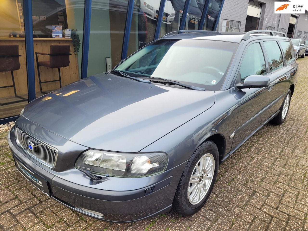 Volvo V70 - 2.4 Edition 2.4 Edition 170PK - AutoWereld.nl