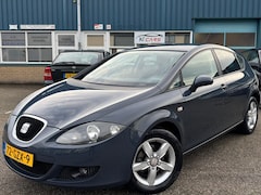 SEAT Leon - 1.6 25 Edition I | Airco | Cruise Control | LM Velgen | Radio | Nieuwe Distr.riem |Nieuwe
