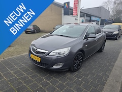 Opel Astra - 1.4 Turbo Cosmo automaat mooie astra 1.4 turbo cosmo automaat