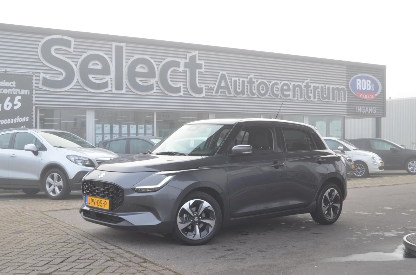 Suzuki Swift - 1.2 Style Smart Hybrid AUTOMAAT|D GRIJSMRT| KEYLESSENTRY|NAVI|LMW| - AutoWereld.nl