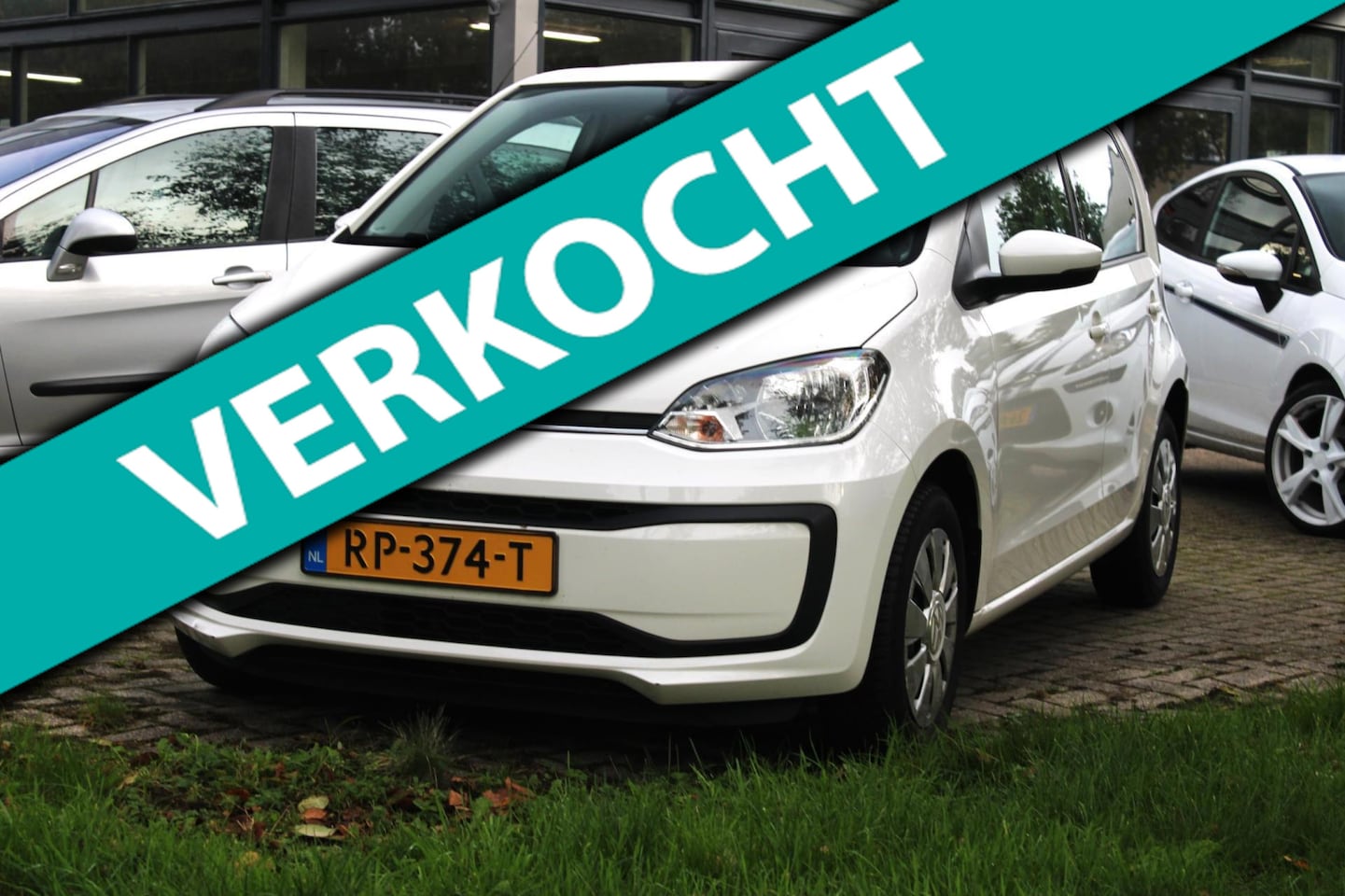 Volkswagen Up! - Move up! | 5 deurs | Telefoonvoorbereiding | Airco | Elek.Pakket | - AutoWereld.nl