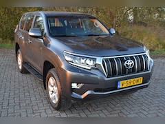 Toyota Land Cruiser - 2.8 D-4D-F Comfort Window Van