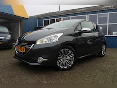 Peugeot 208 - 1.4-16V "Allure" Half leder - Cruise 95 Pk