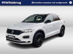 Volkswagen T-Roc - 1.5 TSI R-Line / 19 Inch / Afneembare trekhaak / Elect. Achterklep / Camera / Cockpit Pro