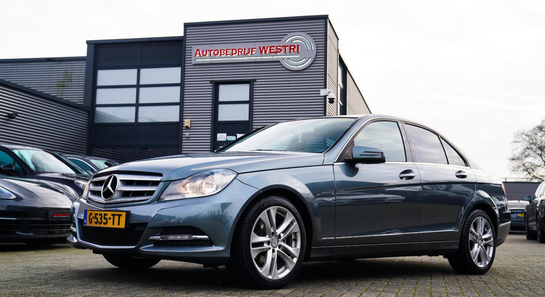 Mercedes-Benz C-klasse - 180 Business Class 125! Avantgarde | Stoelverwarming | Navi | Spraakbediening - AutoWereld.nl