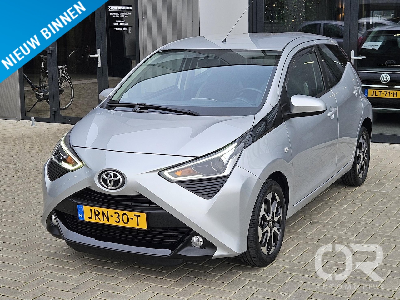 Toyota Aygo - 1.0 VVT-i x-play 5drs Carplay Camera Cruise LM15 - AutoWereld.nl