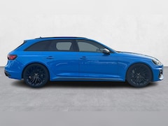 Audi RS4 - | Facelift | Keramisch | Massage | Pano | Matrix | B&O | Carbon in-& exterieur | RS-sport