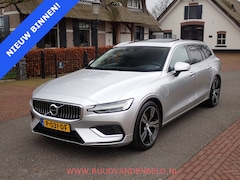 Volvo V60 - T8 Twin Engine AWD Inscription PANO / TREKHAAK / CARPLAY / HEADUP / HARMANKARDON