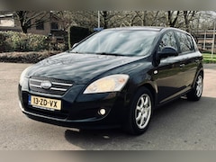 Kia Cee'd - 1.6 X-ecutive