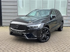Volvo XC60 - T6 350PK AWD Plus Black Edition | Facelift | Pano-dak | Premium Pack | Lighting Pack