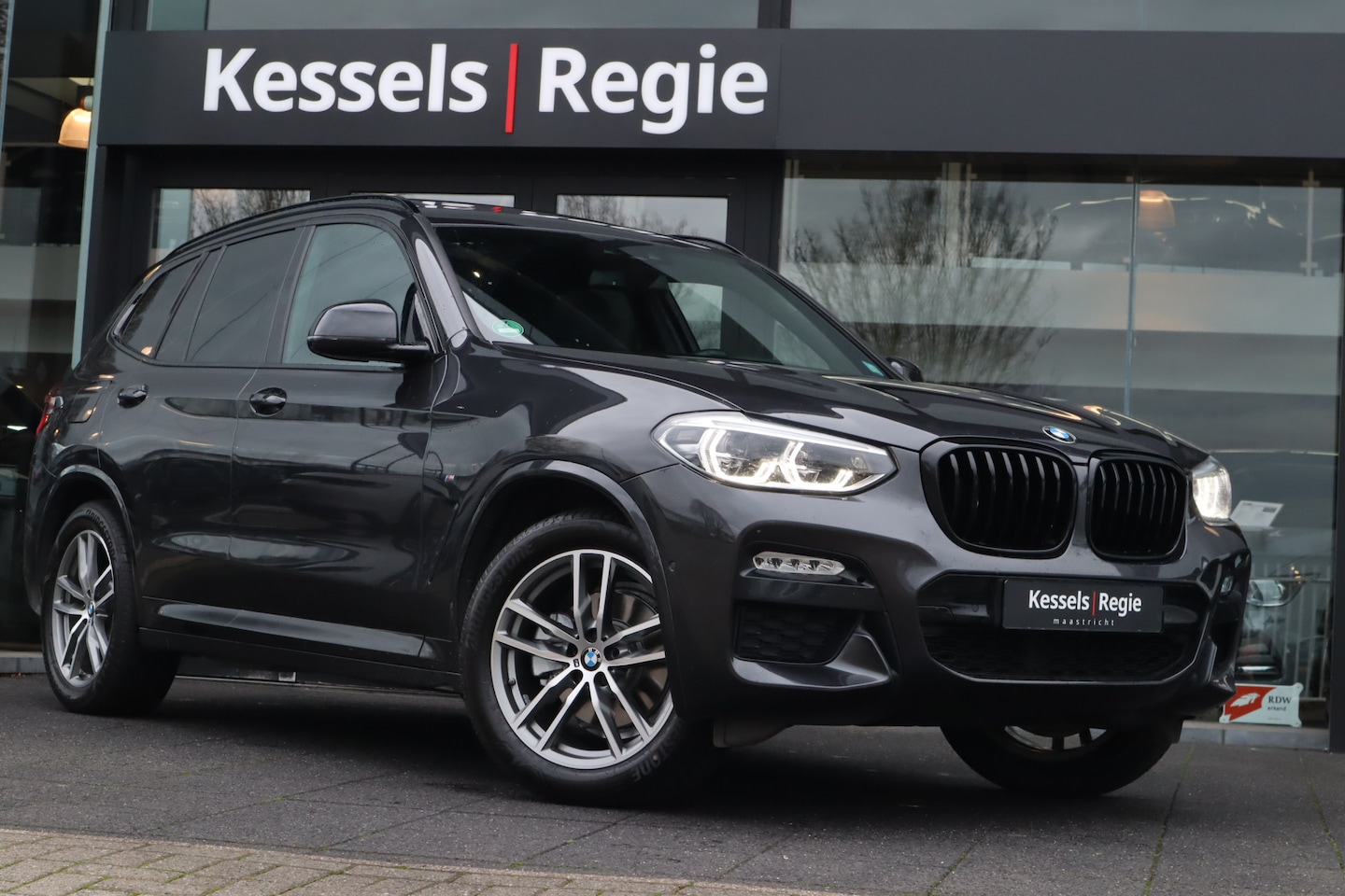 BMW X3 - xDrive20i M-Sport Pano HuD Keyless Camera Bliss Leer - AutoWereld.nl