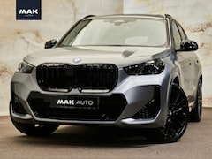 BMW X1 - xDrive30e M Sport Pro, M stoelen, pano, tr.haak, H/K, 20", HUD, ACC, keyless, privacy