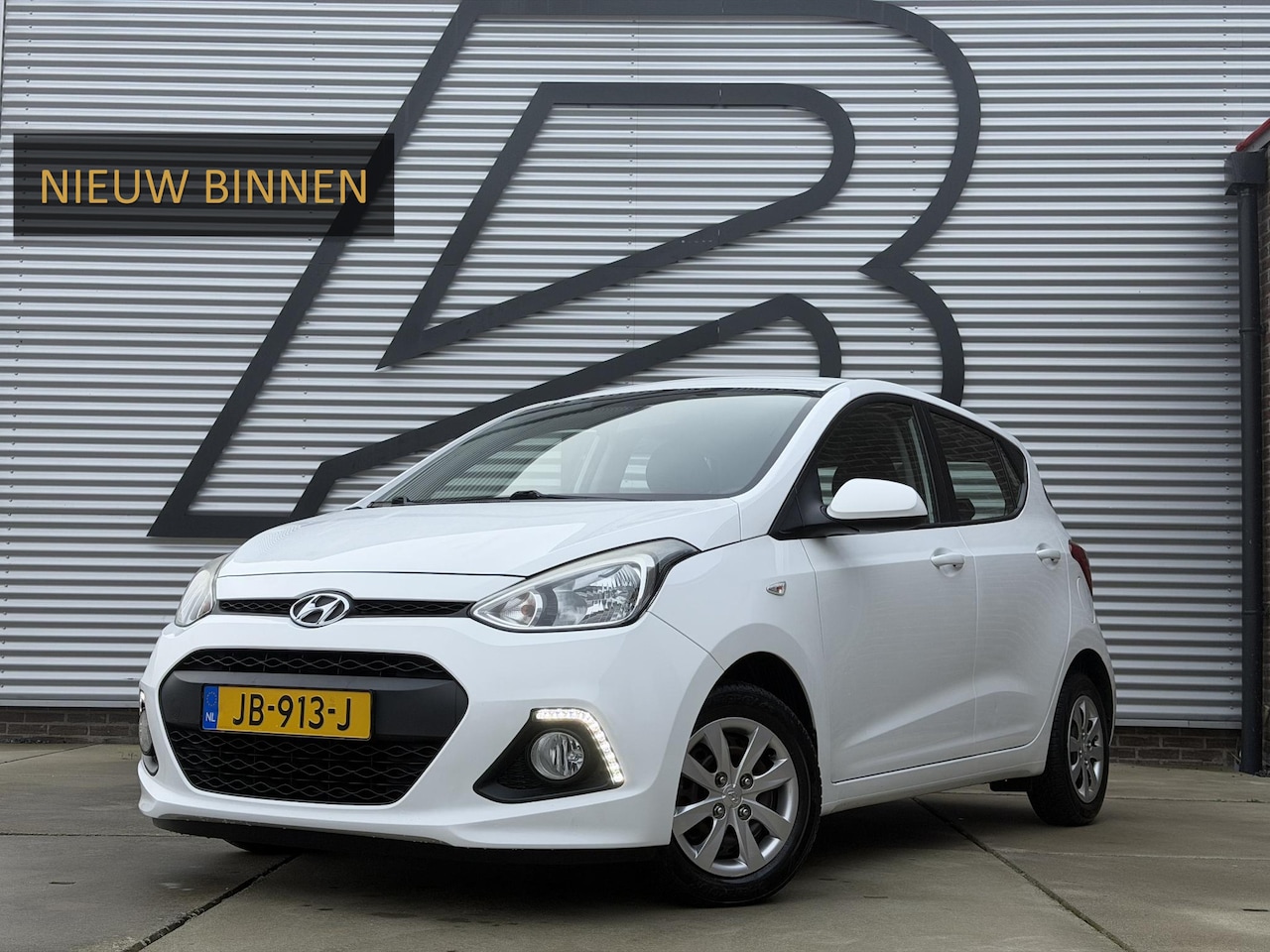 Hyundai i10 - 1.0i i-Motion Comfort Plus 1e Eigenaar,Clima,Cruise,Elektr. Ramen,N.A.P,APK tot 03-2026 - AutoWereld.nl