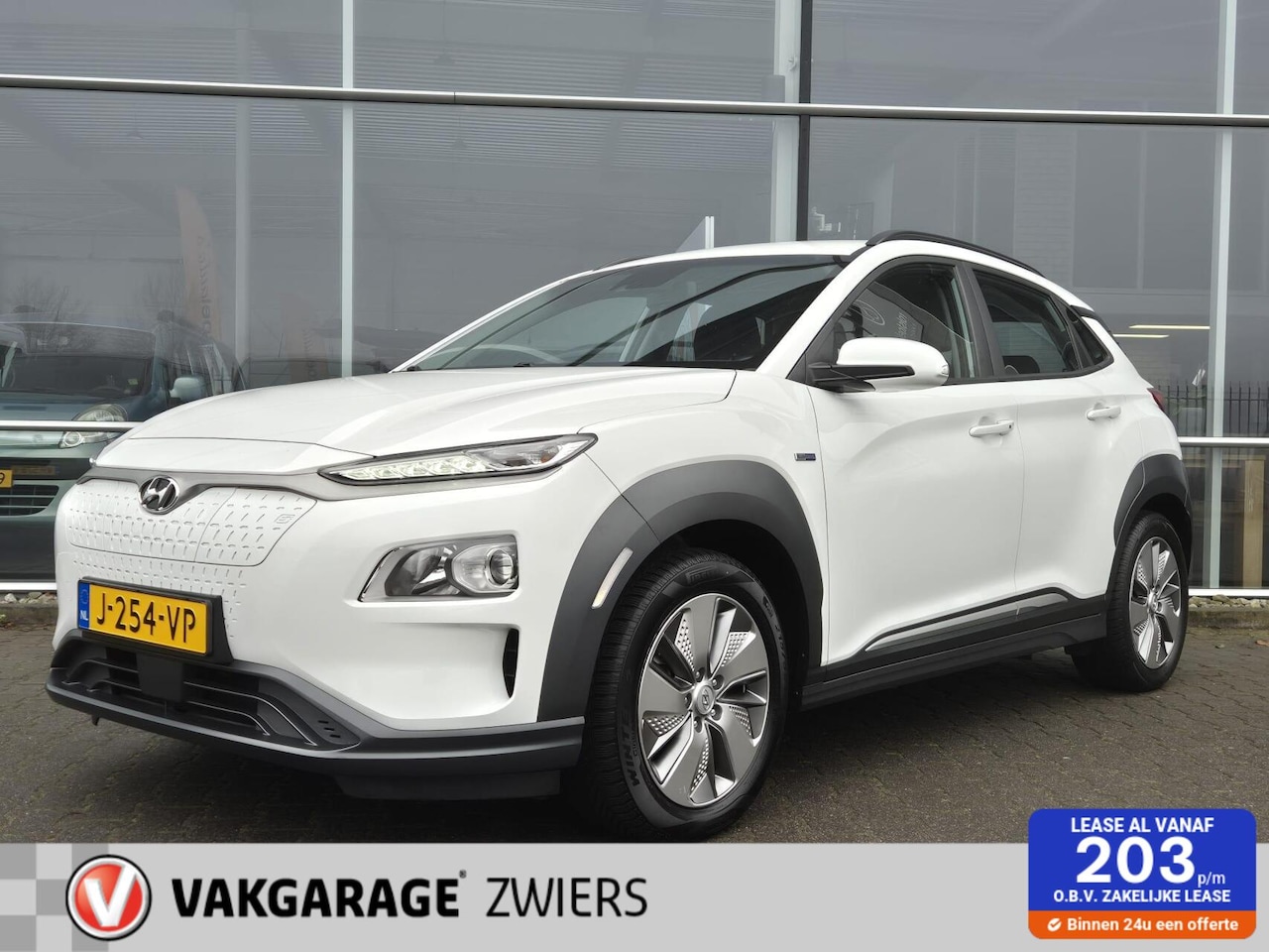 Hyundai Kona Electric - EV Comfort 64 kWh Trekhaak,3 Fase SOH 95.4% - AutoWereld.nl