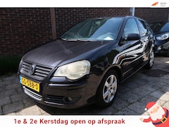 Volkswagen Polo - 1.2 Easyline, Climate control, LM velgen, elektrische ramen,
