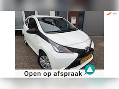 Toyota Aygo - 1.0 VVT-i x / LED / NAP