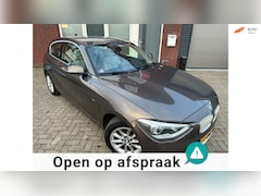 BMW 1-serie - 116i Business+ / Leder / Navi / PDC / Stoelverwarming