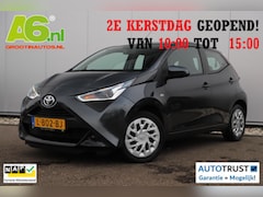Toyota Aygo - 1.0 VVT-i x-play Automaat Carplay Android/Navigatie Achteruitrijcamera Airco LED