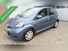 Toyota Aygo - 1.0-12V Comfort Airco Apk 2-01-2027 incl boekjes