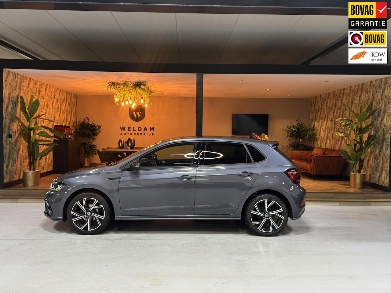 Volkswagen Polo - 1.0 TSI 3x R-Line Garantie Pano IQ. Matrix Led Carplay Camera Keyless IQ. Drive Lane ACC N - AutoWereld.nl