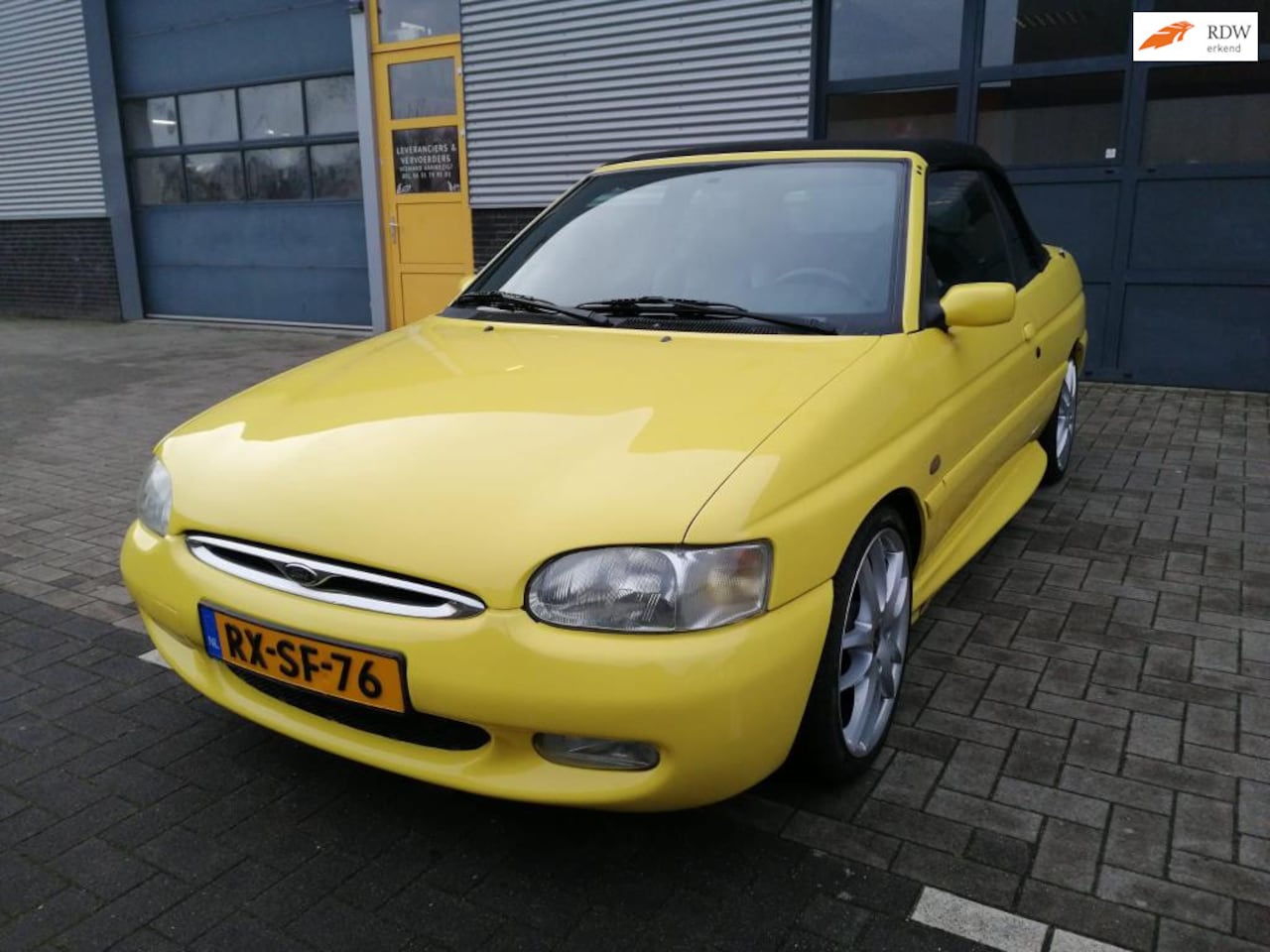 Ford Escort Cabrio - 1.8 XR3i 1.8 XR3i - AutoWereld.nl