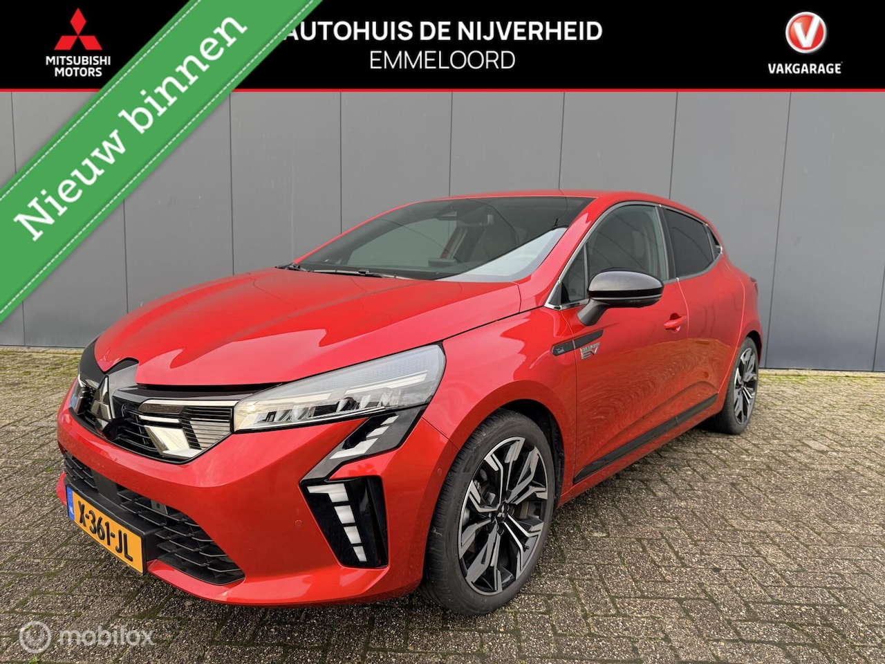 Mitsubishi Colt - 1.6 HEV Instyle trekhaak wegklapbaar - AutoWereld.nl