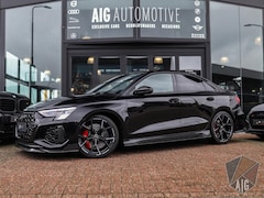 Audi RS3 - Limousine 2.5 TFSI A3 quattro | CT Carbon | RS-Dynamic | Matrix | Keyless | B&O | Leder |