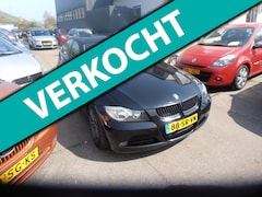 BMW 3-serie - 320i High Executive airco elek pak nap nw apk