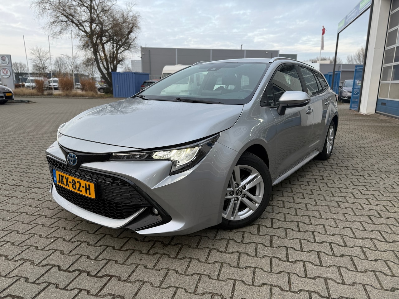 Toyota Corolla Touring Sports - 1.8 Hybrid Dynamic 1.8 Hybrid Dynamic - AutoWereld.nl