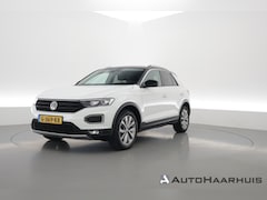 Volkswagen T-Roc - 1.0 TSI Sport | Trekhaak | CarPlay | Adapt. Cruise | LED | Camera | Stoelverw. | PDC V+A |