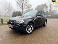 BMW X3 - 2.5i Executive | Pano | Automaat | 4x4 | Trekhaak