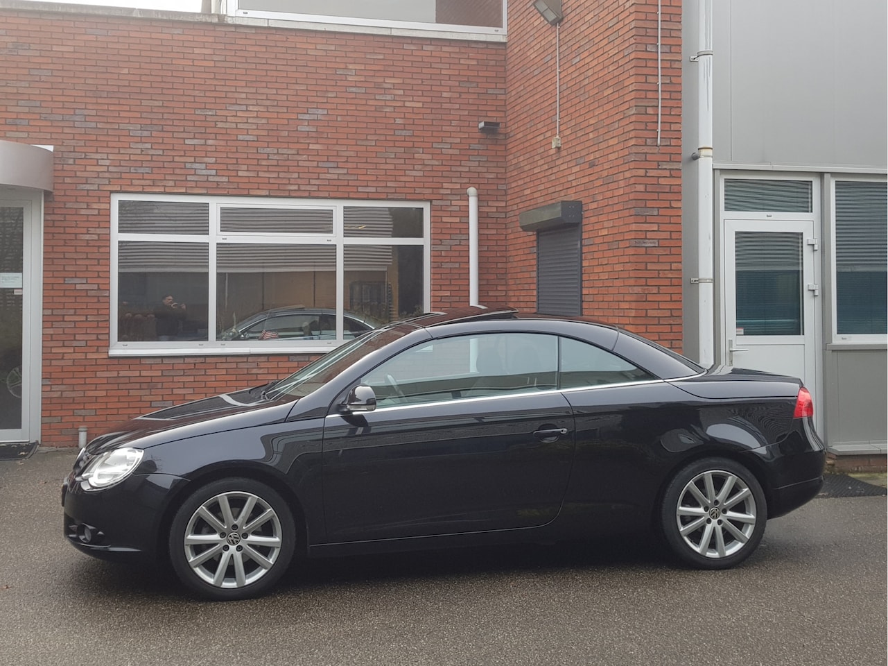Volkswagen Eos - 2.0 Fsi Nette Staat! Navi Ecc Cruise 17" - AutoWereld.nl