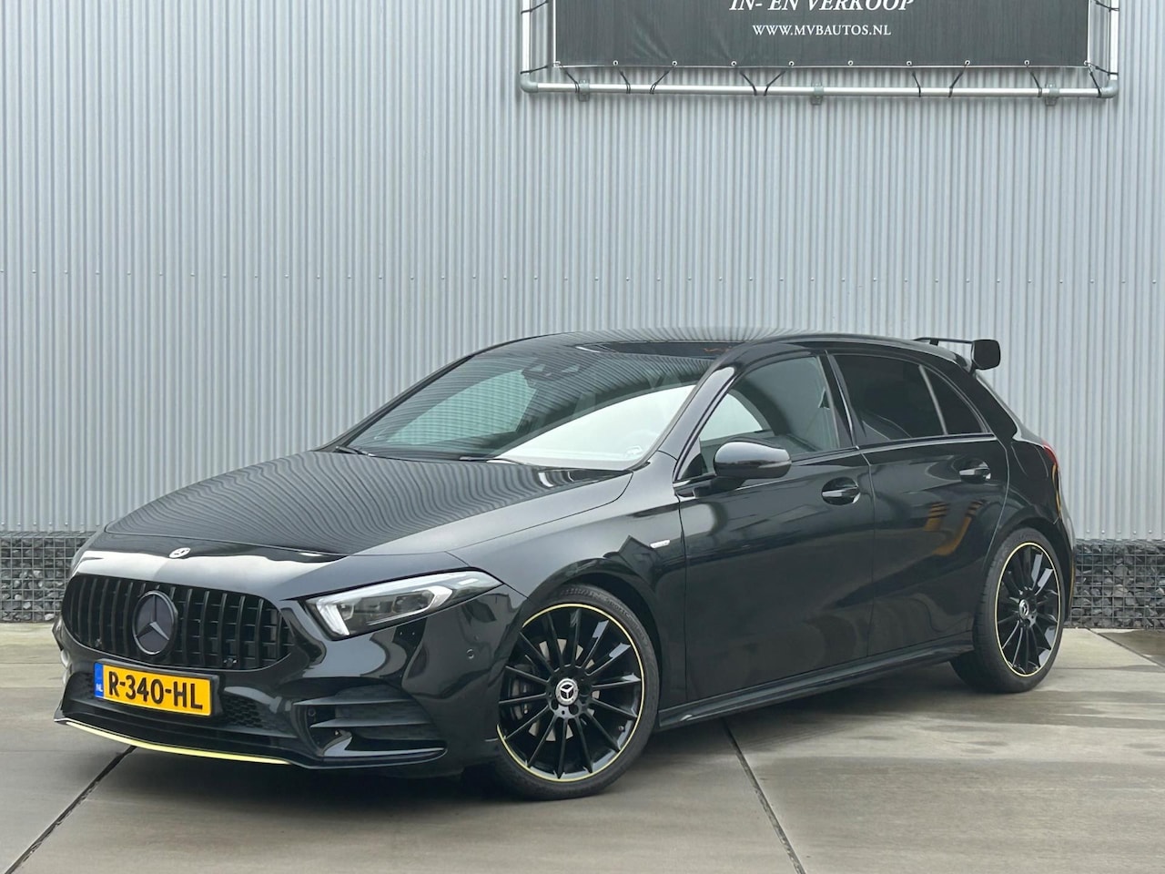 Mercedes-Benz A-klasse - 200 Premium Edition 1 AMG, Dealer onderhouden, Burmester, Sfeerverlichting - AutoWereld.nl
