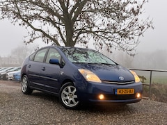 Toyota Prius - 1.5 VVT-i Business Edition | Leder + Cruise nu € 4.975,