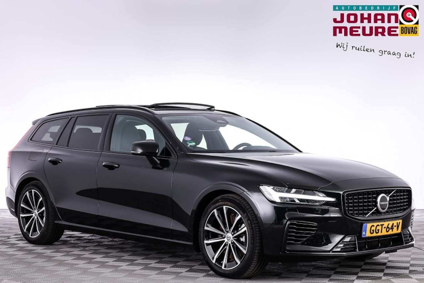 Volvo V60 - 2.0 T6 Plug-in hybrid AWD Ultra Dark | PANORAMADAK ✅ 1e Eigenaar - AutoWereld.nl
