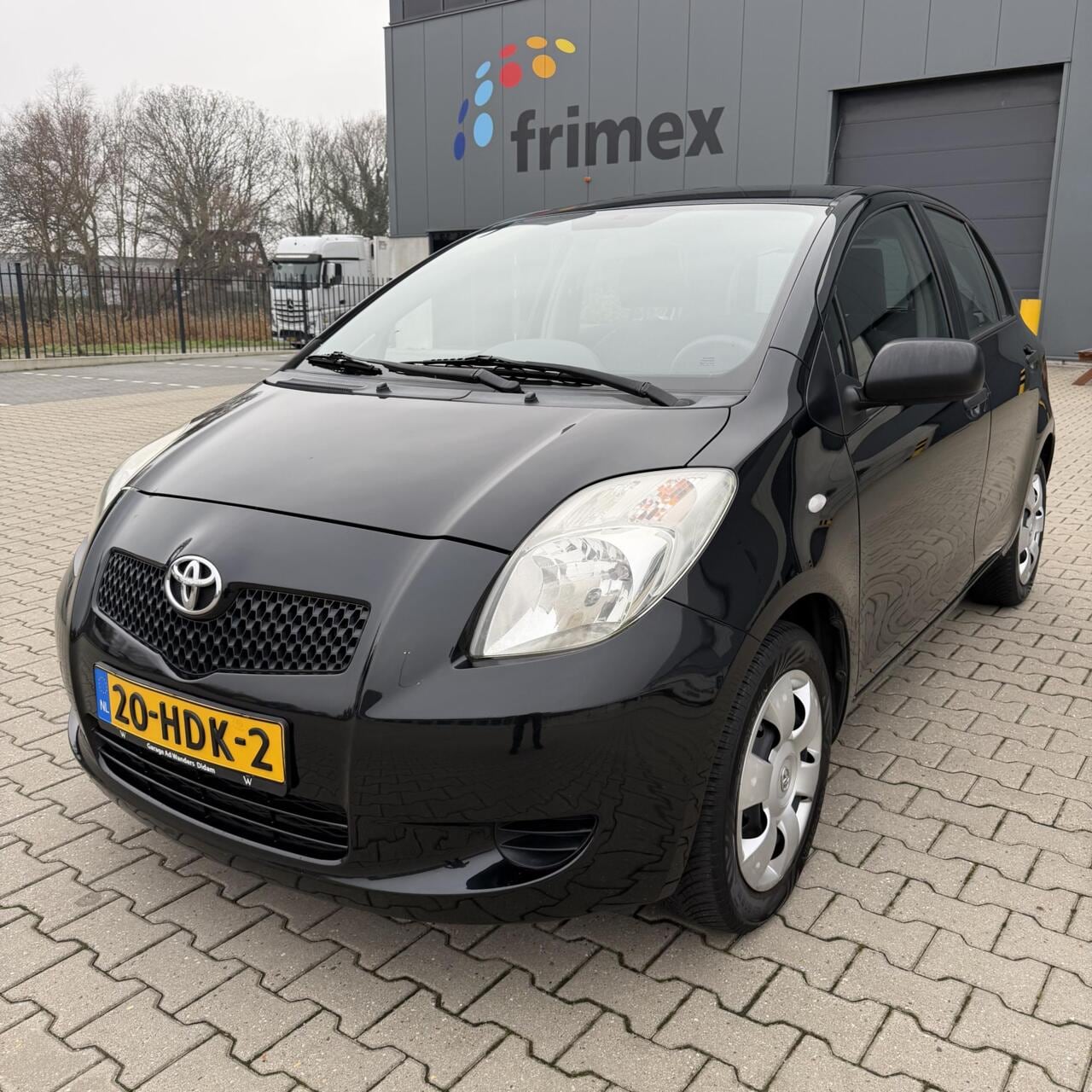 Toyota Yaris - 1.3 VVTi | Airco | Trekhaak | NW APK! - AutoWereld.nl