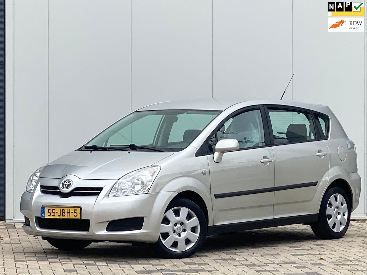 Toyota Verso - 1.6 VVT-i Terra AIRCO NAVI CARPLAY - AutoWereld.nl
