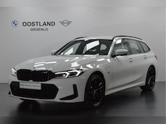 BMW 3-serie Touring - 330e High Executive M Sport Automaat / Sportstoelen / Achteruitrijcamera / Adaptieve LED /