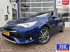 Toyota Avensis - 1.8 VVT-i Executive * NAVIGATIE * AIRCO