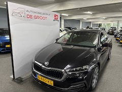Skoda Octavia - 1.0 e-TSI Business Edition Plus heel complete Octavia met Trekhaak Electrisch bedienbaar,