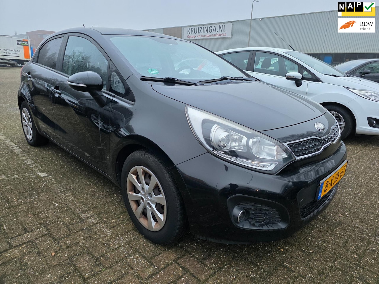 Kia Rio - 1.2 CVVT Plus Pack 5-deurs AIRCO - AutoWereld.nl