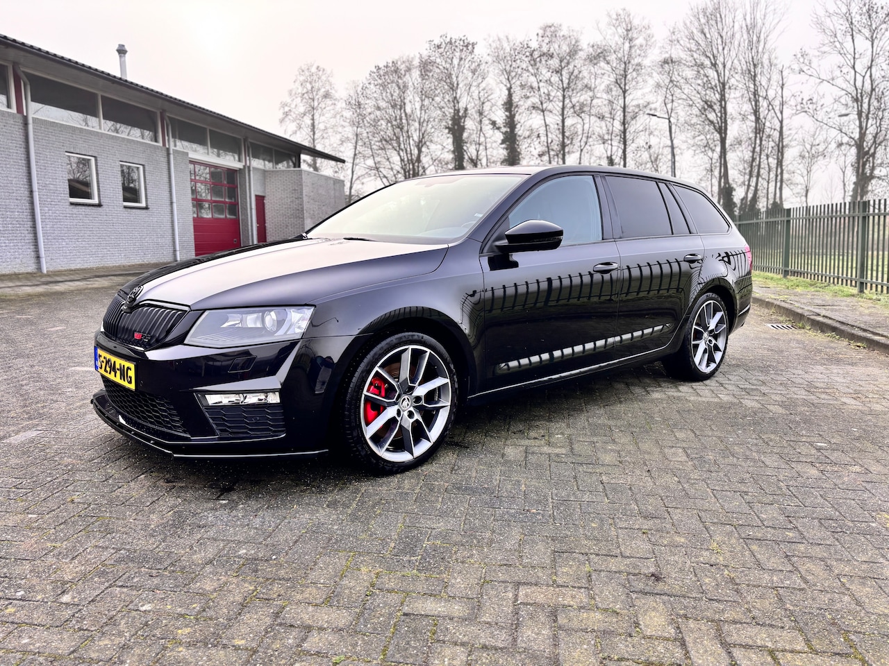 Skoda Octavia Combi - 2.0 TSI RS - AutoWereld.nl