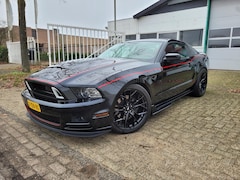 Ford Mustang - 5.0 V8 Ford Mustang GT 5.0 V8 /2013/ Autm/ Clear Title/pano/pdc