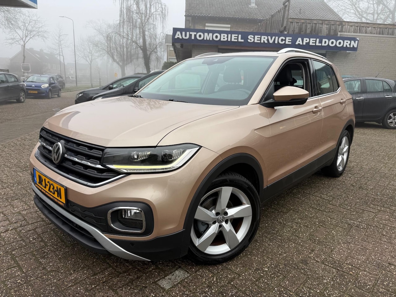 Volkswagen T-Cross - 1.0 TSI Life AUTOMAAT *TREKHAAK*CRUISE*STOELVERW.*NAVI*DAB*PDC*CLIMA* - AutoWereld.nl
