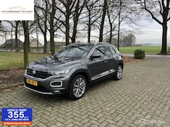 Volkswagen T-Roc - 1.5 TSI Sport carplay, pano, camera all in