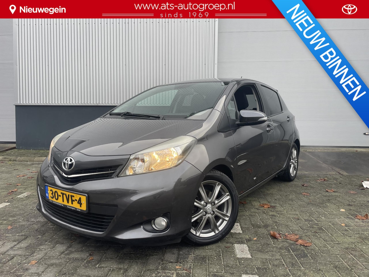 Toyota Yaris - 1.3 VVT-i Dynamic Benzine Automaat | Trekhaak | luxe uitvoering | 1e eigenaar | - AutoWereld.nl