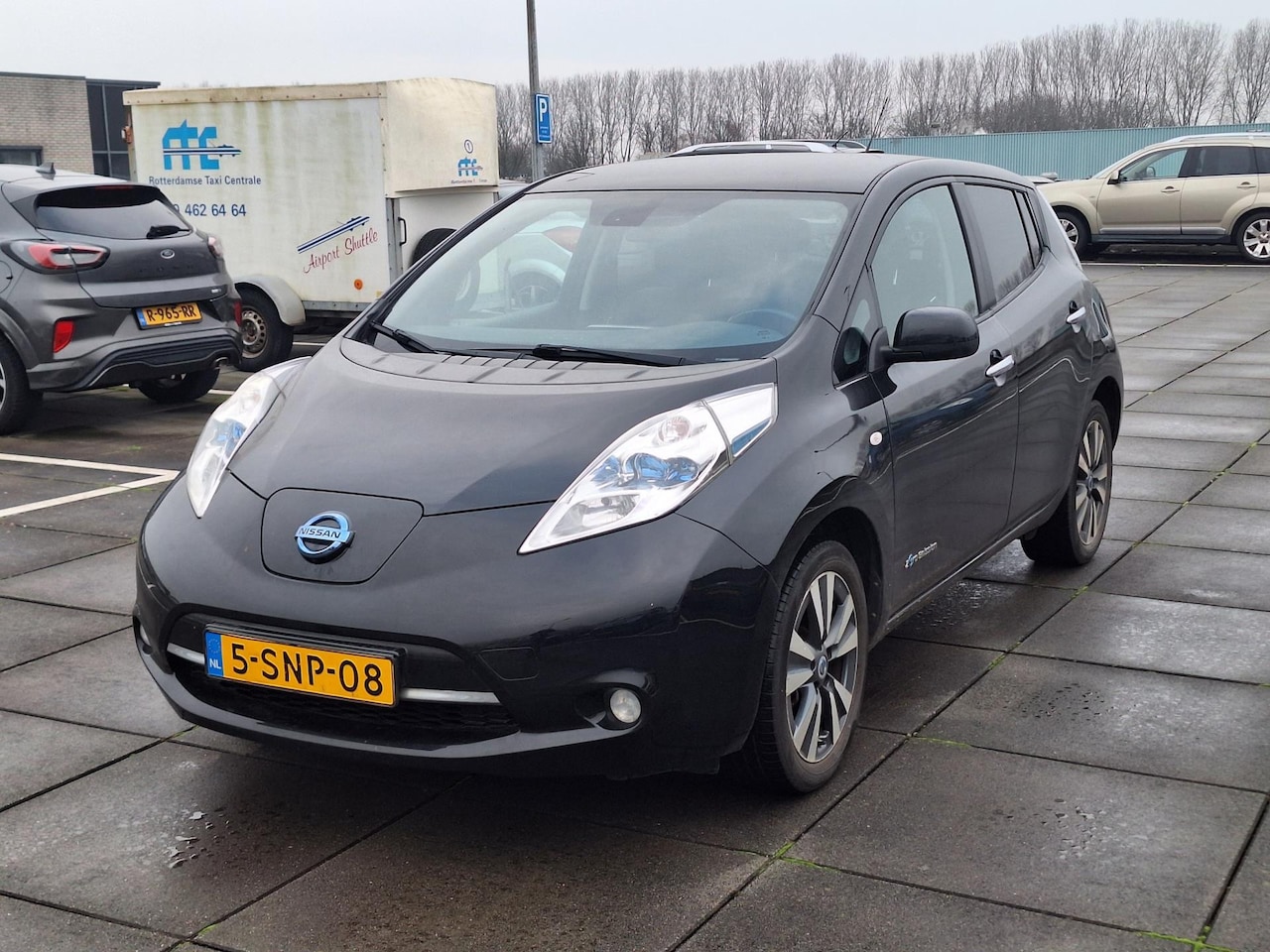 Nissan LEAF - €5500,-Base 24 kWh Leer Navi Camera Nappas Apk - AutoWereld.nl