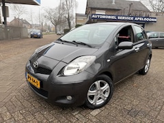 Toyota Yaris - 1.3 VVTi Aspiration AUTOMAAT *AIRCO*ELEKTR. RAMEN*LM. VELGEN*FLIPPERS*5DRS