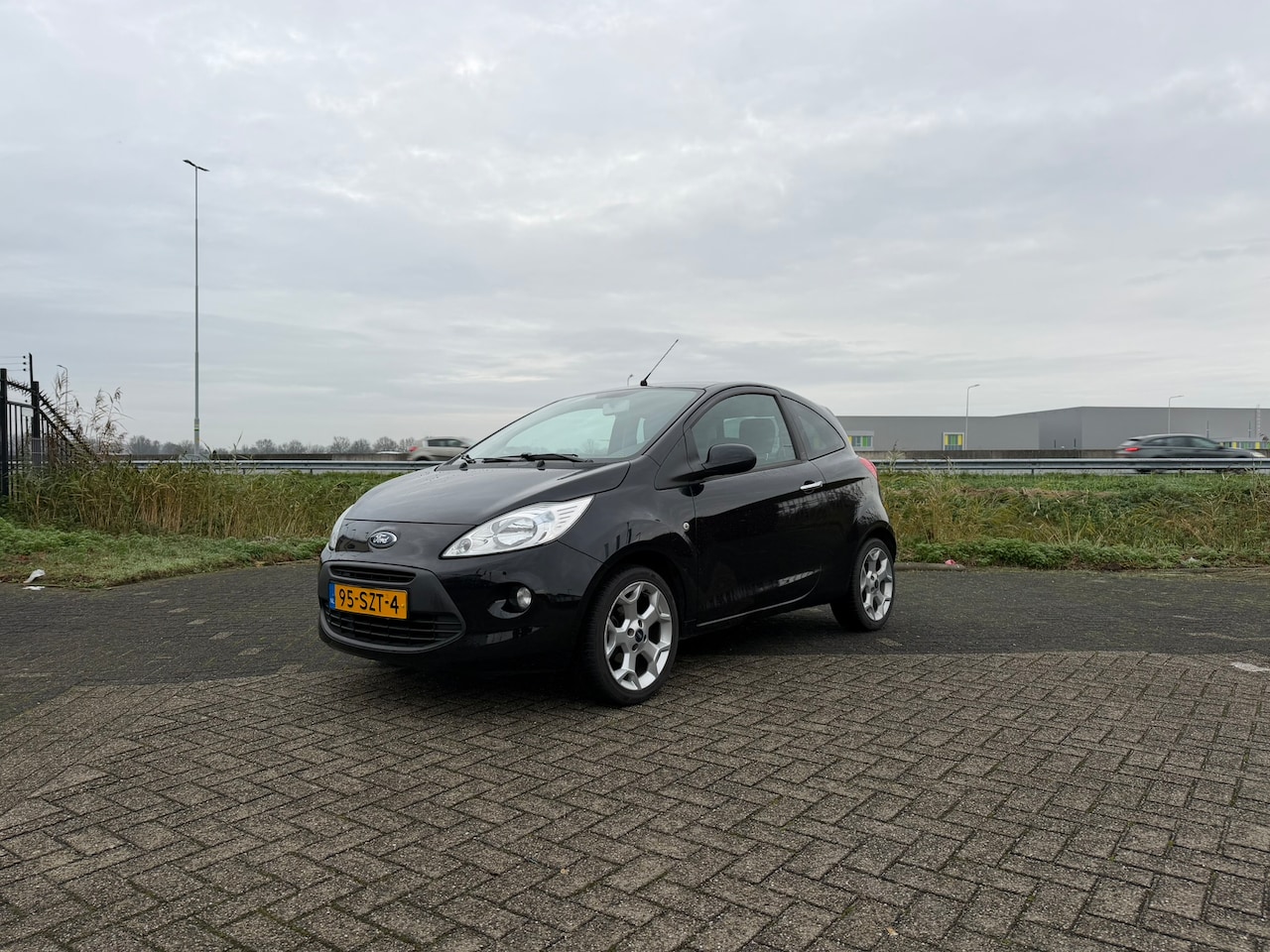 Ford Ka - 1.2 Titanium X start/stop Airco | Nieuwe distributieriem - AutoWereld.nl
